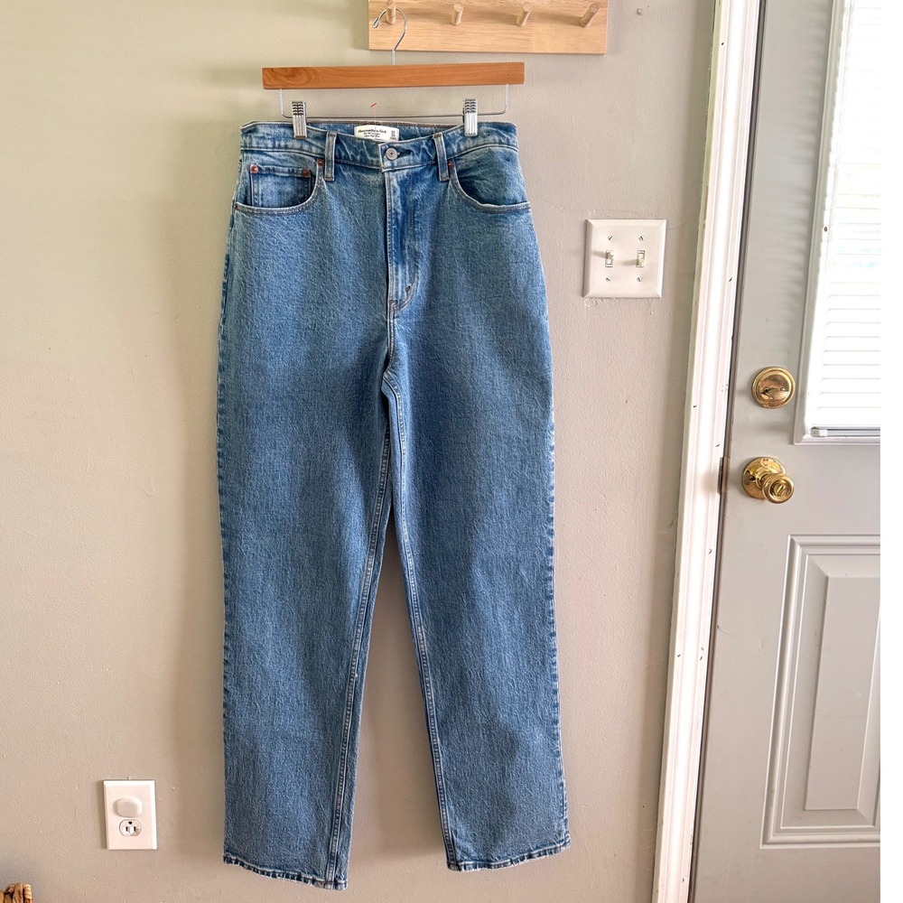 Abercrombie 90's straight, ultra high rise jeans
